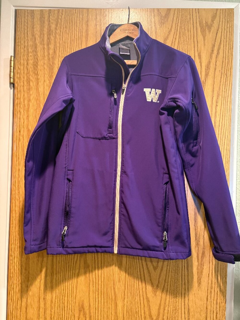 University of Washington Huskies Purple Softshell Jacket Men’s Small